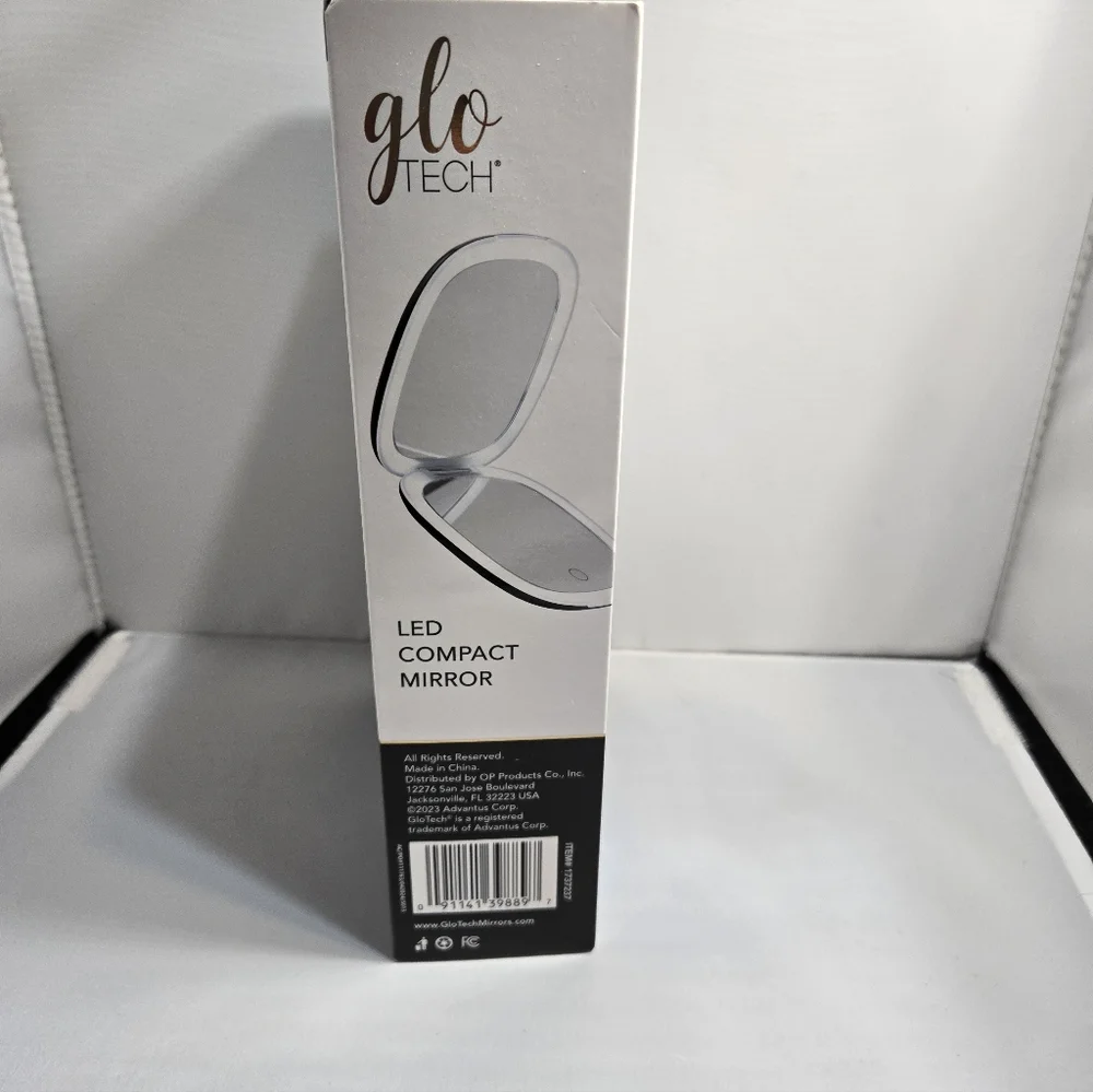 Glo Tech LED Compact Mirror - Picture 3 of 5